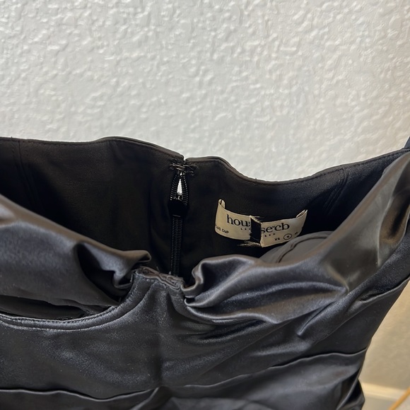 HOUSE OF CB 'Flora' Black Satin Pleated Corset Midi Dress NWOT - Picture 9 of 9